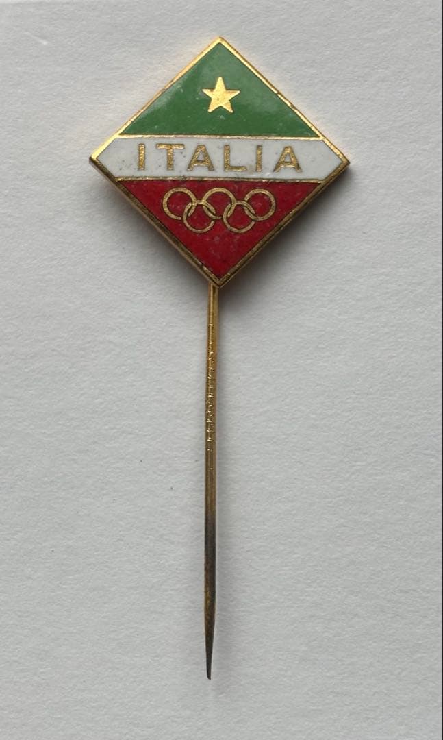 ムー　1964年東京オリンピックの公式ピンバッチ（8カ国)