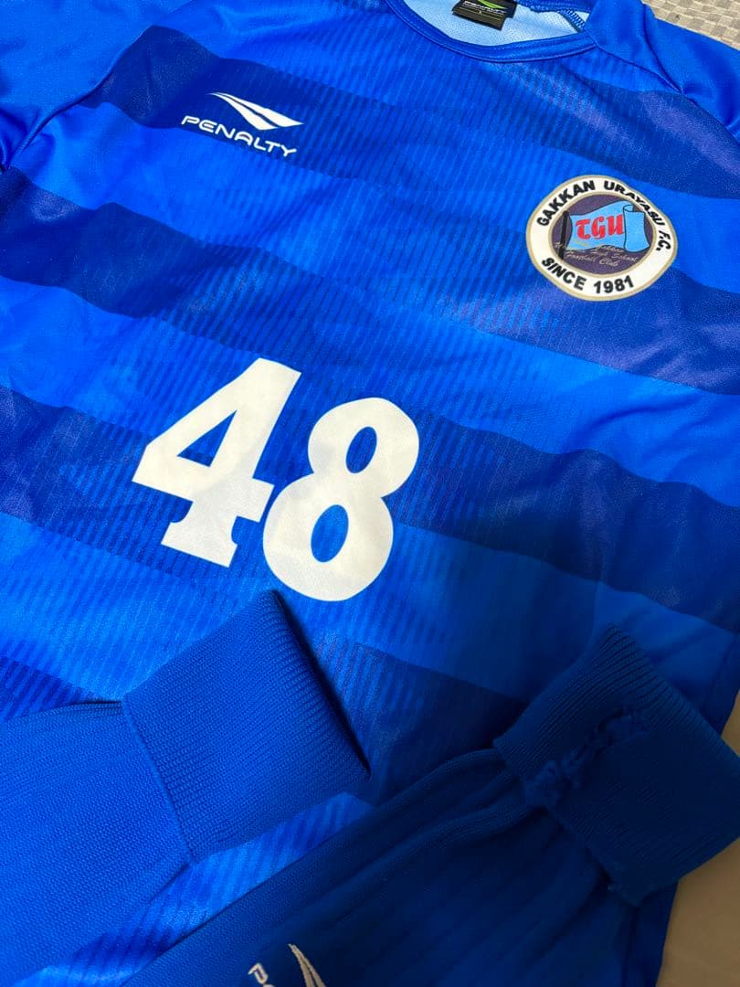 学館浦安高校サッカー部　ユニフォーム　L ホーム&アウェーセット　スパッツ付属