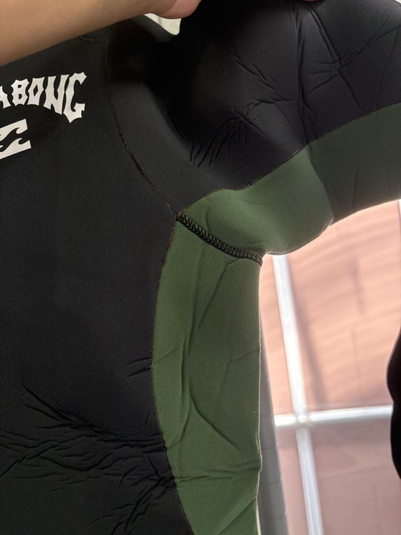 BILLABONG フルスーツ ブラック/グリーン