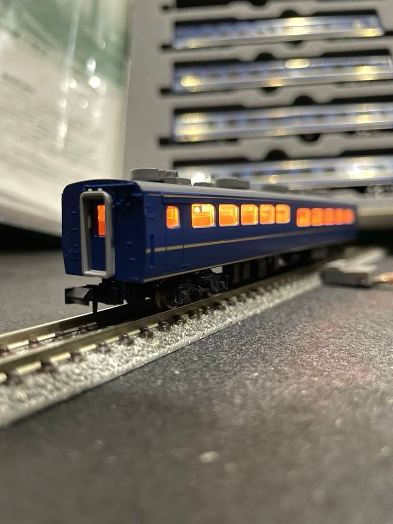 24系25形北斗星　KATO。