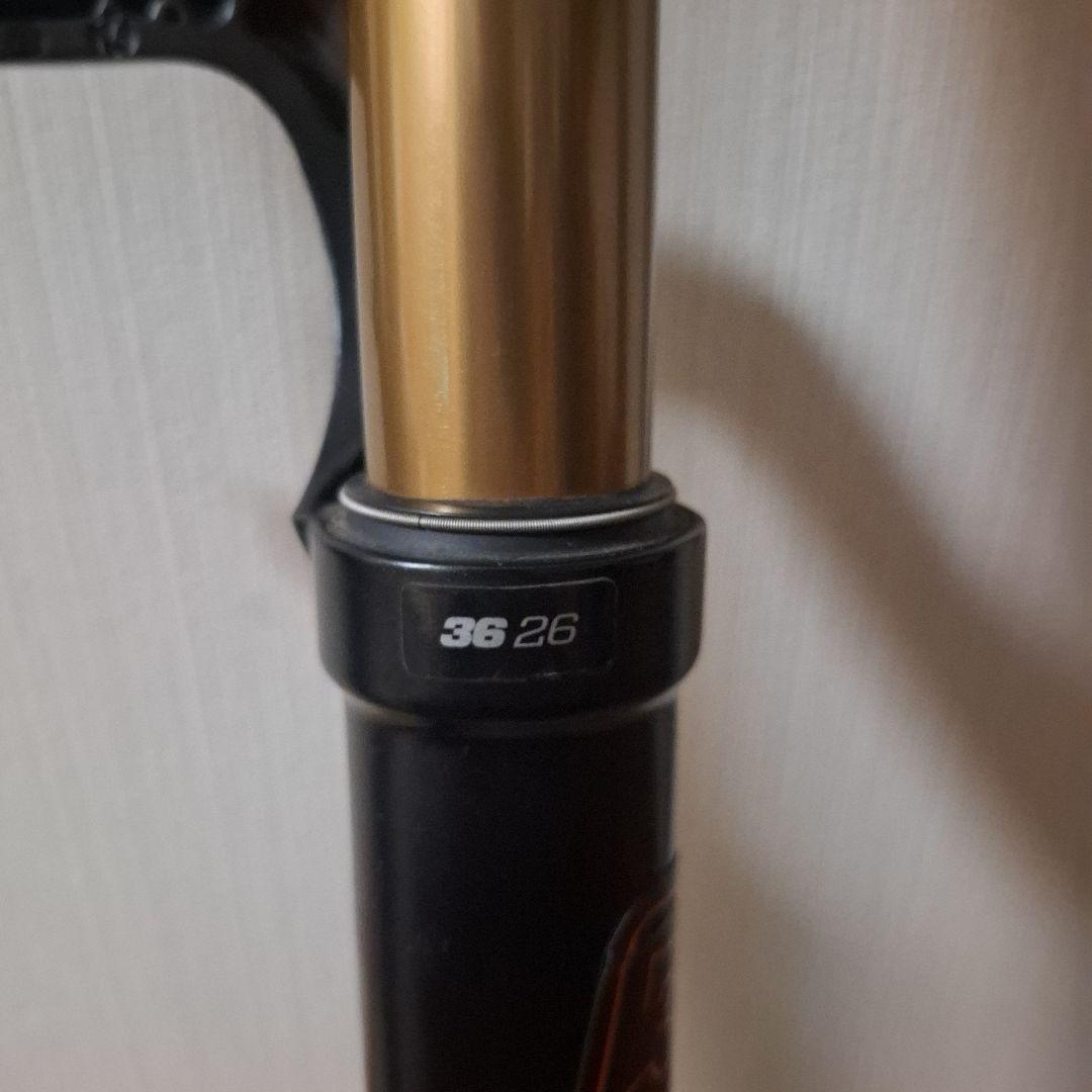 FOXフロントサスペンションフォーク