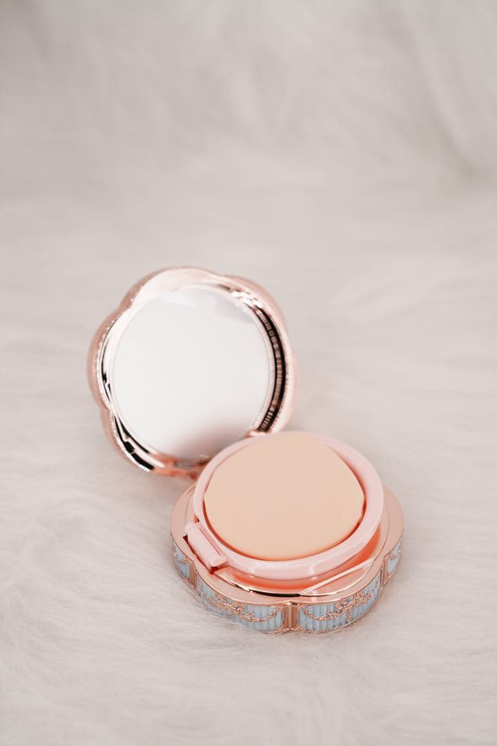 フラワーノーズ　バニーガーデンシフォンヴェール クッションファンデーション全3種