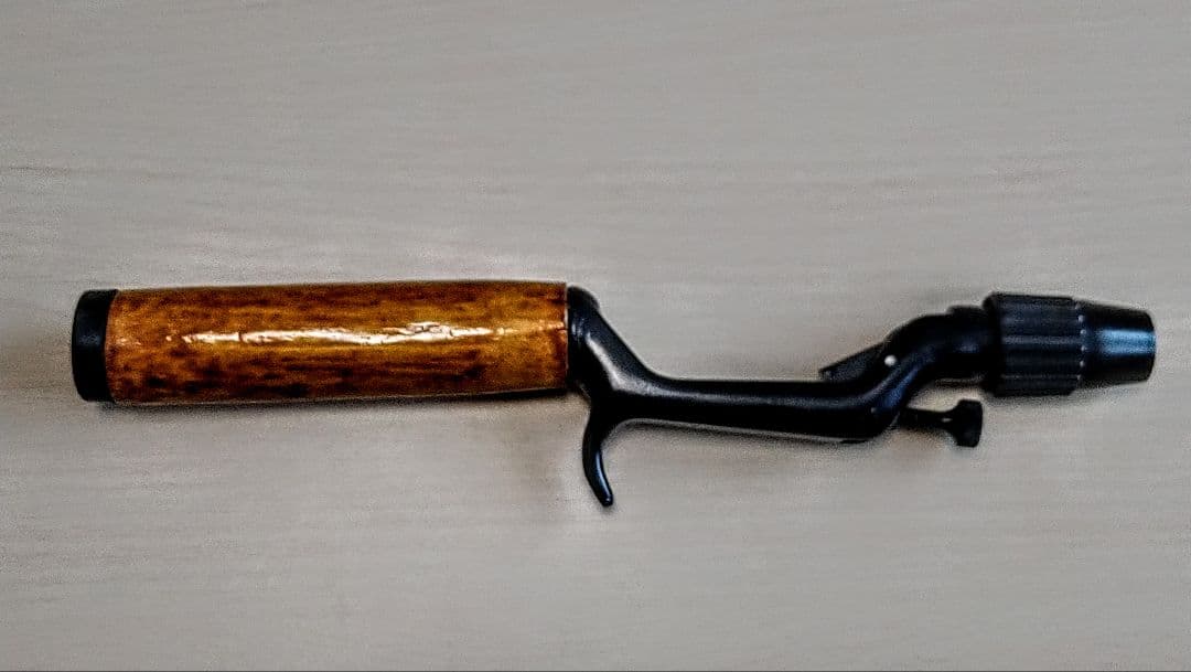 グラスアイグリップ　自作ウッド製