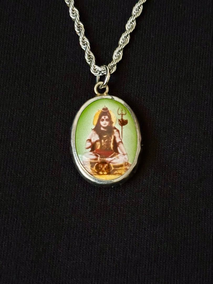 藤井風さん　シヴァ〈グリーン〉オームペンダント⭐︎おまけつき