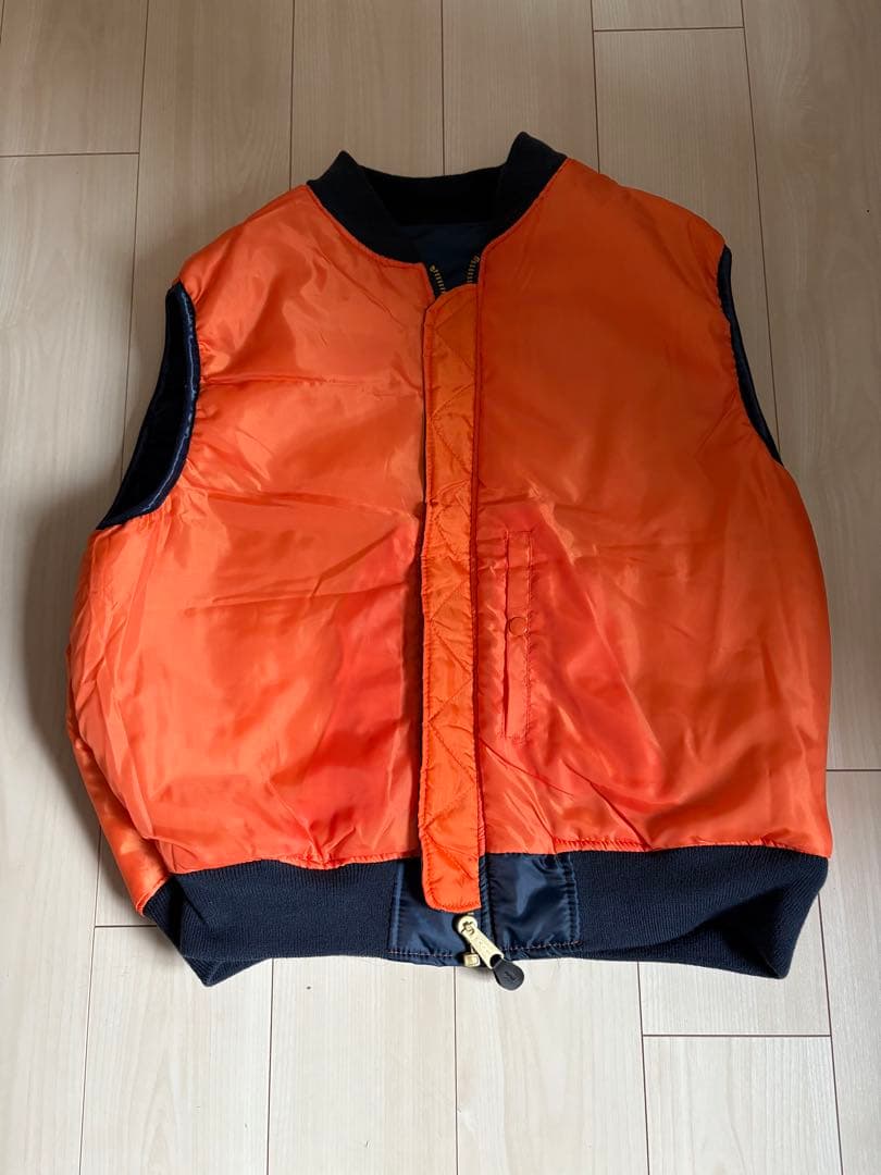 三軒茶屋US購入　Customized MA-1 Cut Off Vest