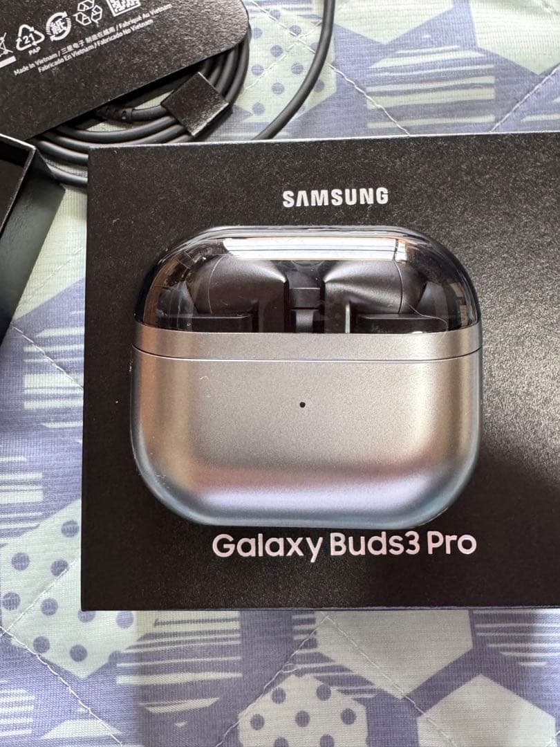 Samsung Galaxy Buds3 Pro シルバー