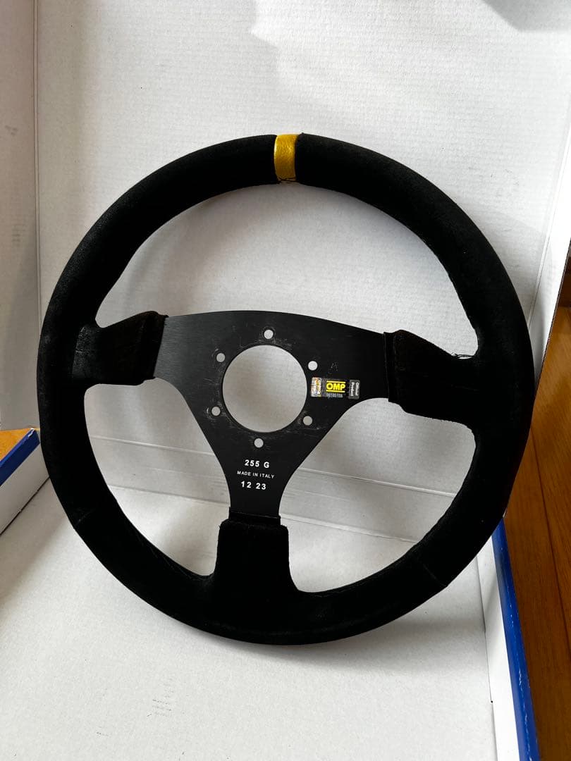 OMP TARGA 330 タルガ ステアリング　スウェード 33パイ