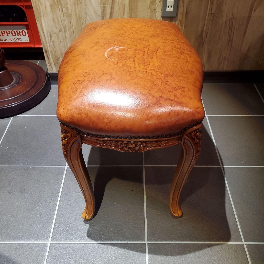 アンティーク ロココ調 ブラウンレザー スツール オーバル型
