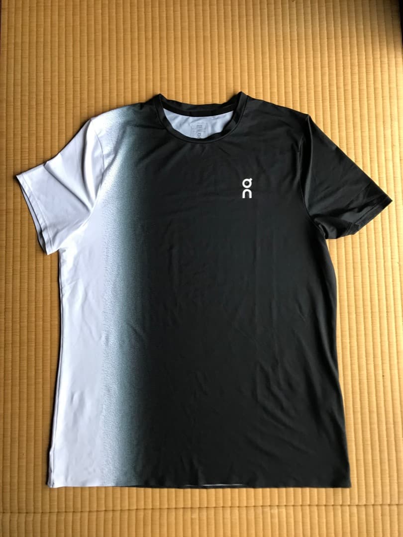 On court T メンズM 美品