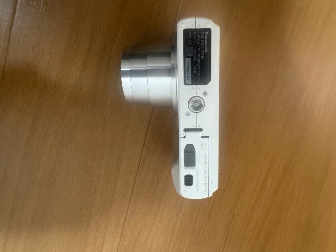 Panasonic パナソニック　コンパクトデジタルカメラ　DMC-TZ40