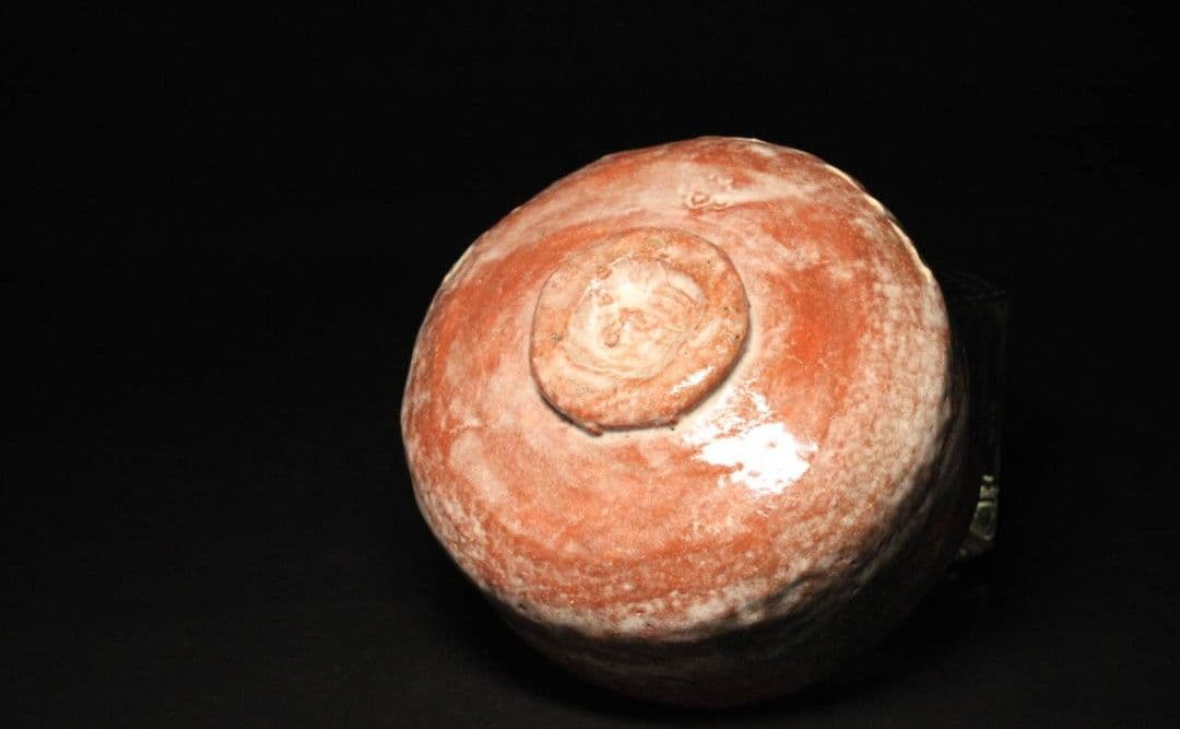 太閤窯 二代小西平内造　赤楽茶碗　堀内宗完 箱書付 水の画並びに文字竹 自筆