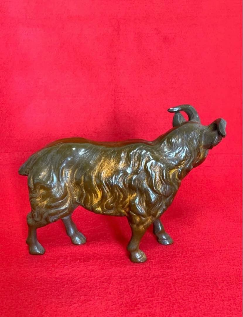 山羊の置物　金運　財運　大入　商売繁盛◆羊の様に群れをなしてやってくるとの事です
