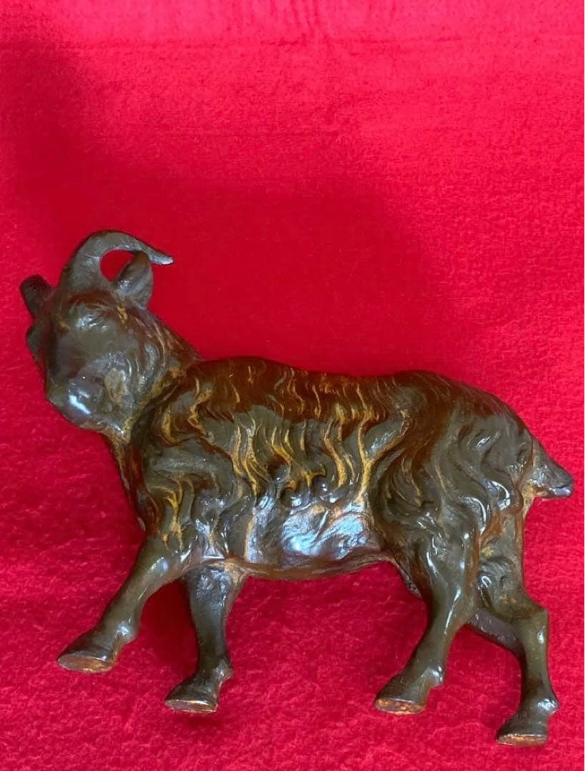 山羊の置物　金運　財運　大入　商売繁盛◆羊の様に群れをなしてやってくるとの事です