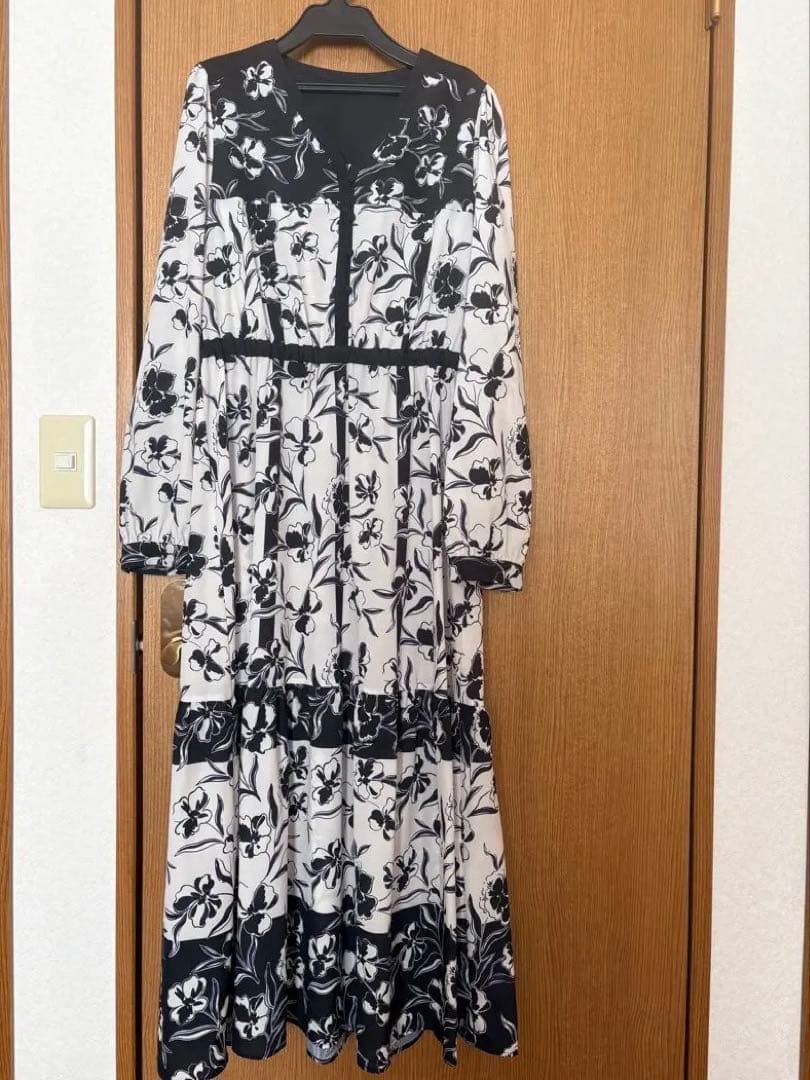 【グレースコンチネンタル】バイカラープリントティアードワンピース⭐︎38