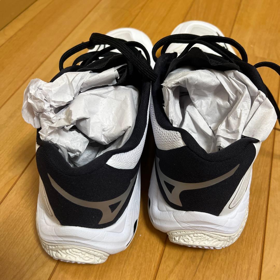 Mizuno Wave Lightning Z6 バレーボールシューズ24.0