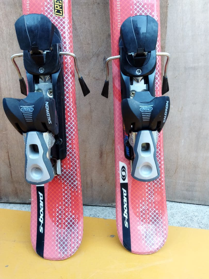 サロモン　SALOMON　S−board ショートスキー　板　赤　レッド