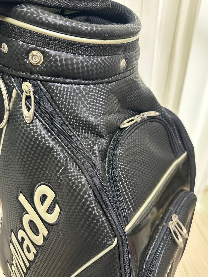 TaylorMade キャディバッグ 黒 / 赤 / シルバー