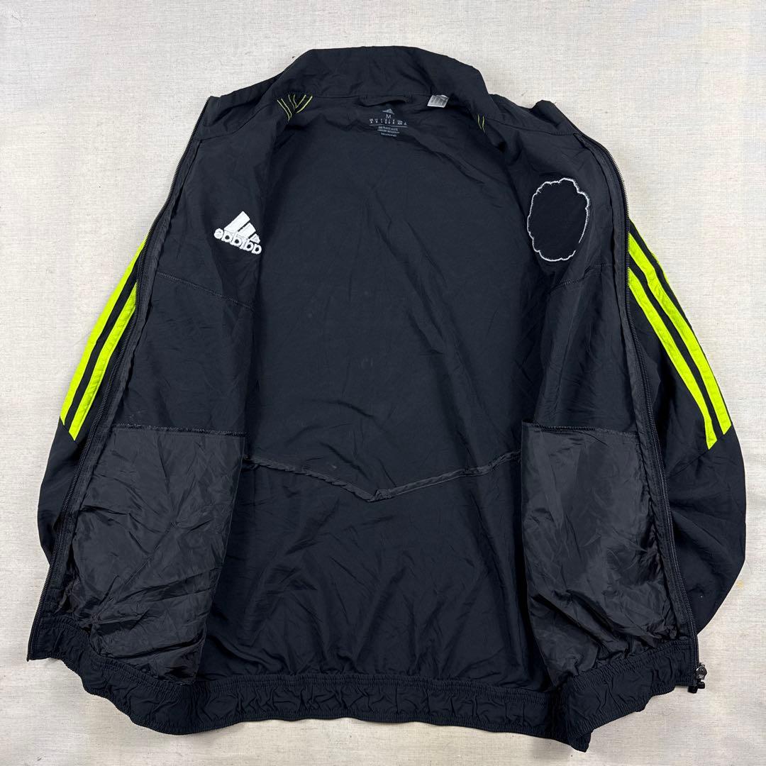 22-23 アディダス マンチェスターユナイテッド サッカー ナイロンジャケット