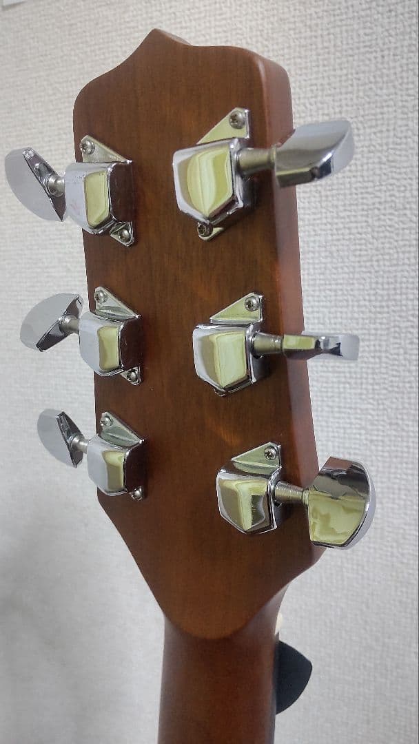 引き取り限定!!JASMINEアコースティックギター♪