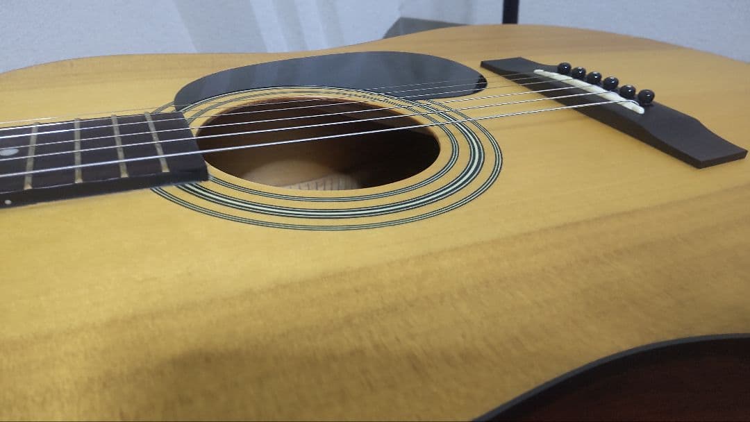 引き取り限定!!JASMINEアコースティックギター♪