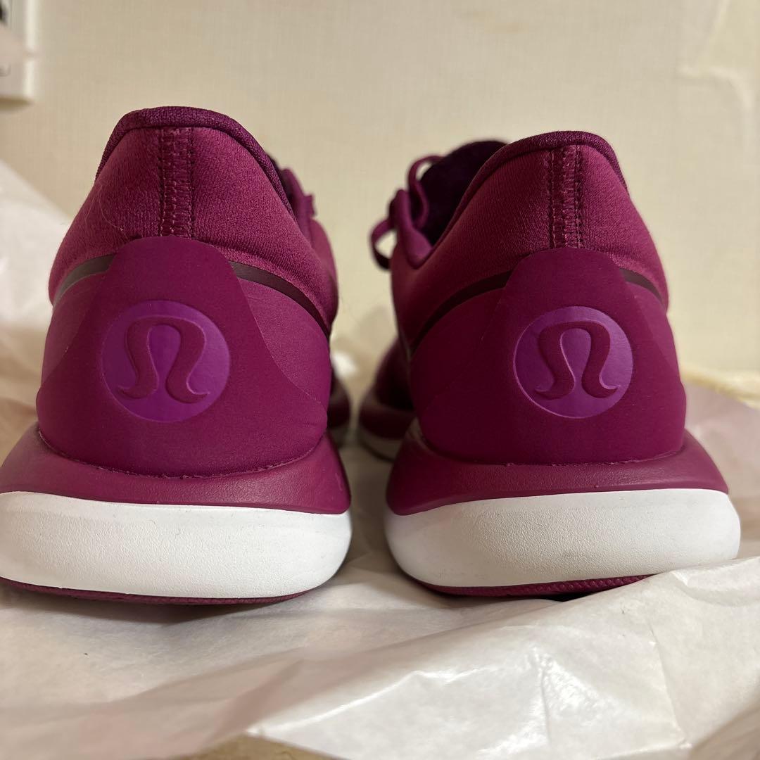 ルルレモン　トレーニングシューズ　マゼンタパープル /7.5