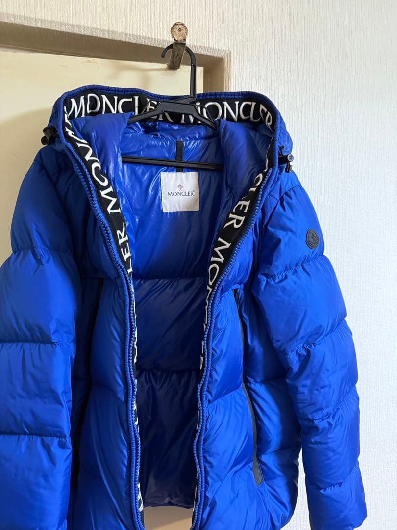 Moncler フード付きダウンジャケット 青　montcla サイズ1