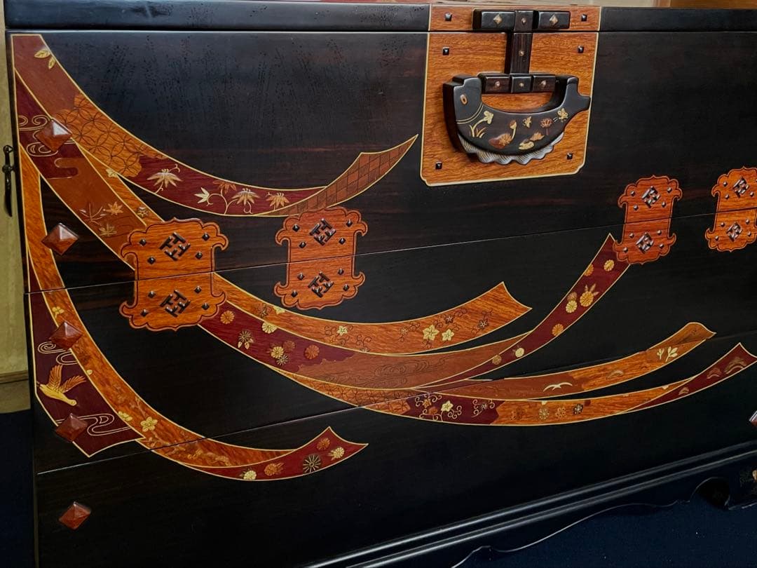 「母」黒檀 寄木 象嵌細工 李朝 バンダジ風 3ドロアー チェスト （柱②）