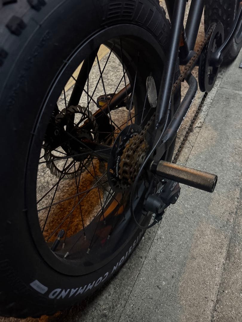 【引き取り・対面限定】bronx 20インチ　ファットバイク７段変則ギア