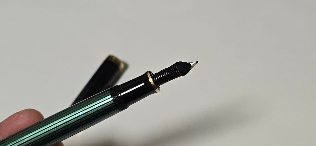 ペリカン(perikan)スーベレーン M400 緑縞 F