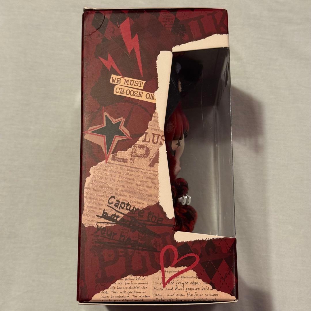 POPMART SKULLPANDA 6khz ヨーロッパ限定スカルパンダ