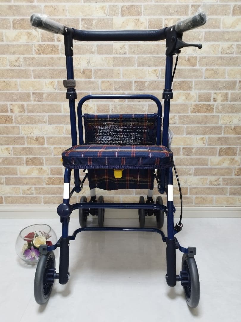 ✨️値引き可能✨️フォルテライト　紺チェック　島製作所　新品シルバーカー