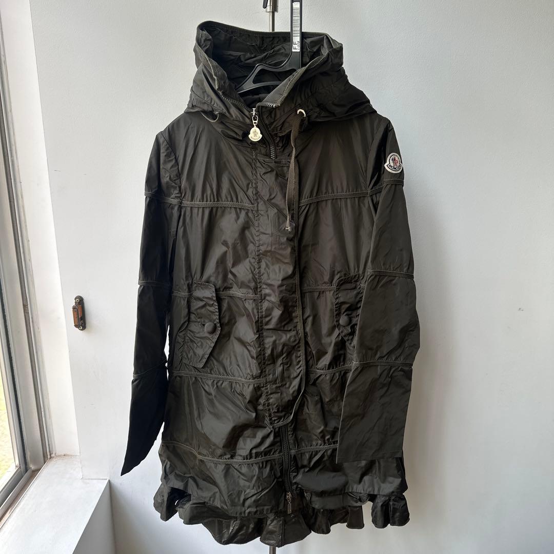 モンクレール　ALBATRE