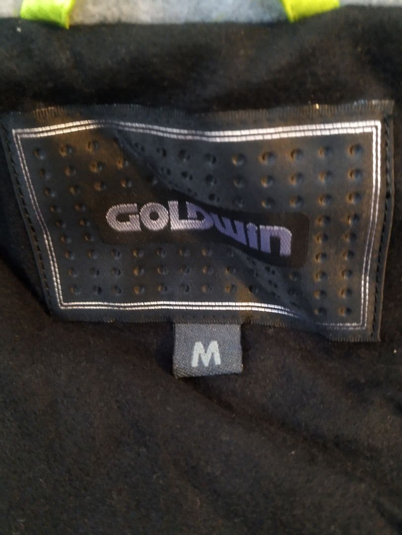 スキーウェア　上下セット　Mサイズ