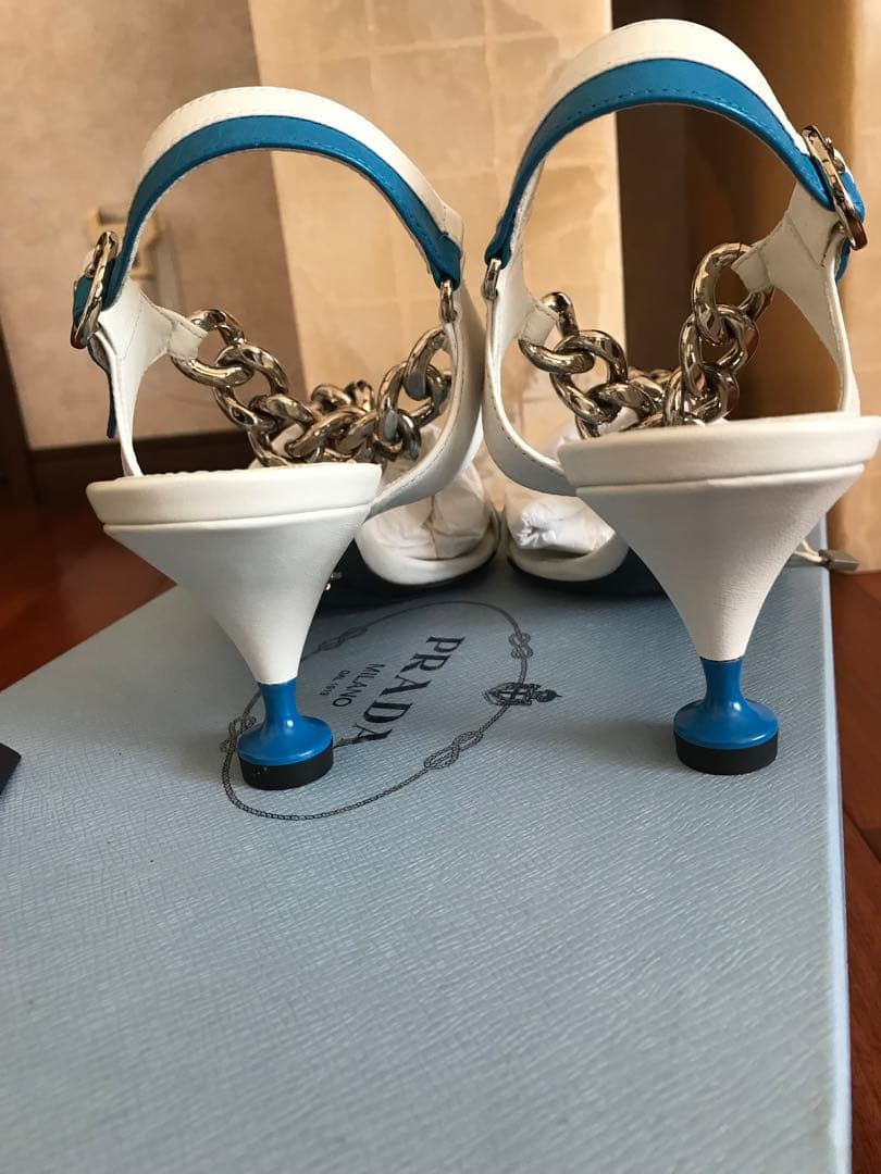 PRADA サンダル