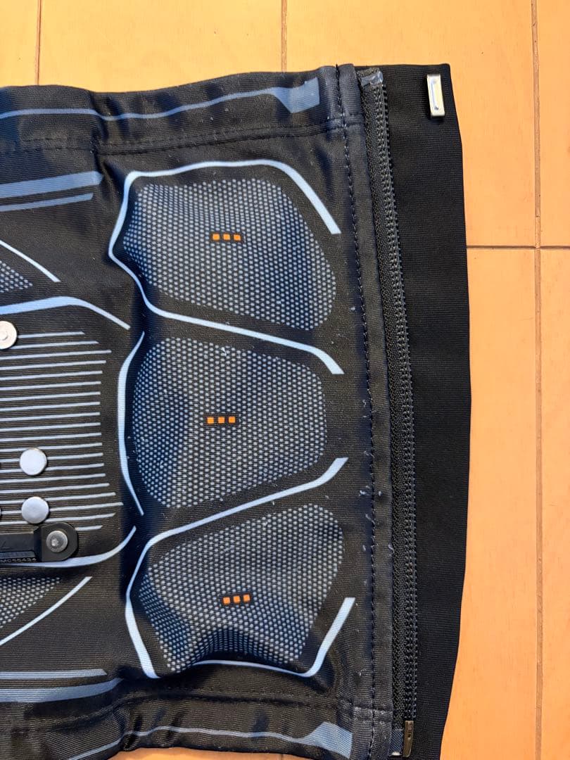 エクササイズグッズ SixPad Powersuit Lite Core Belt