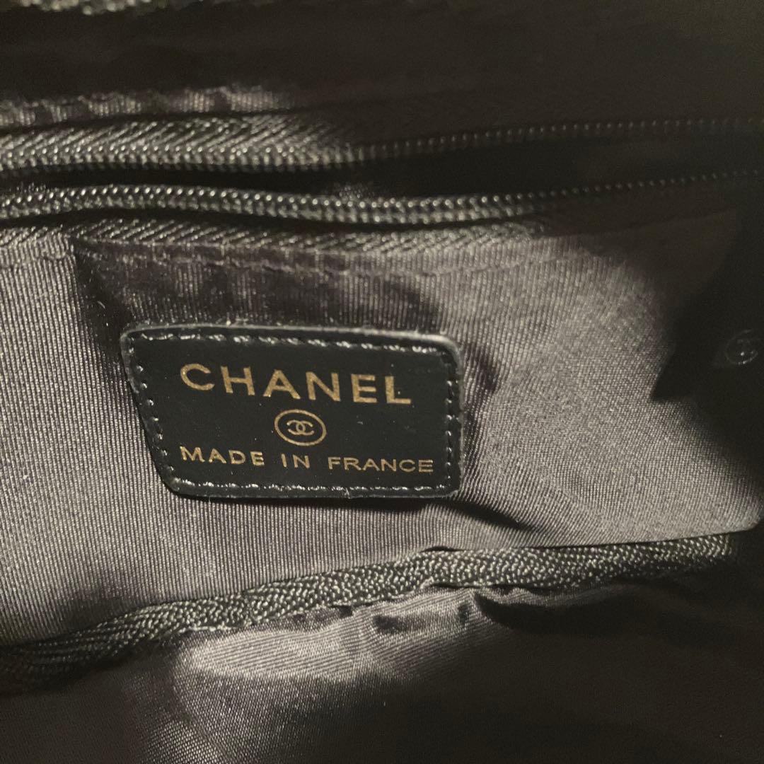 CHANEL シャネル　ショルダー バッグ ゴールドチェーン