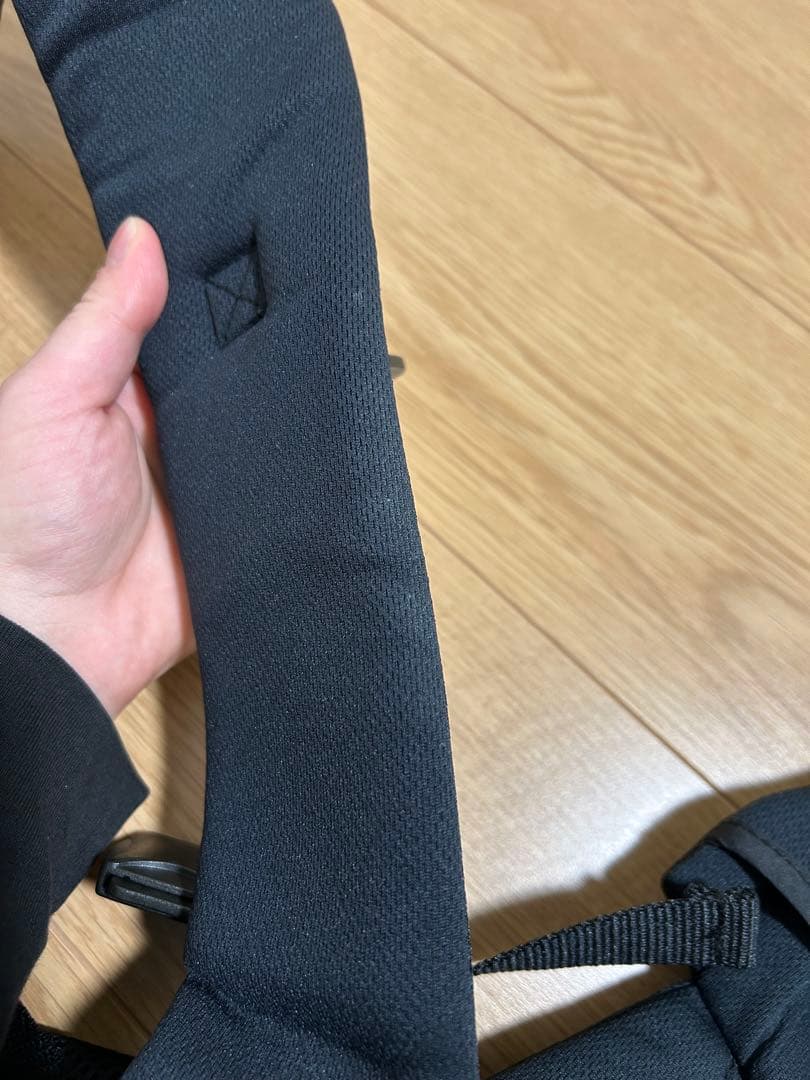 再値下げ　Apricaアップリカ Laclisラクリス 抱っこ紐 ブラック