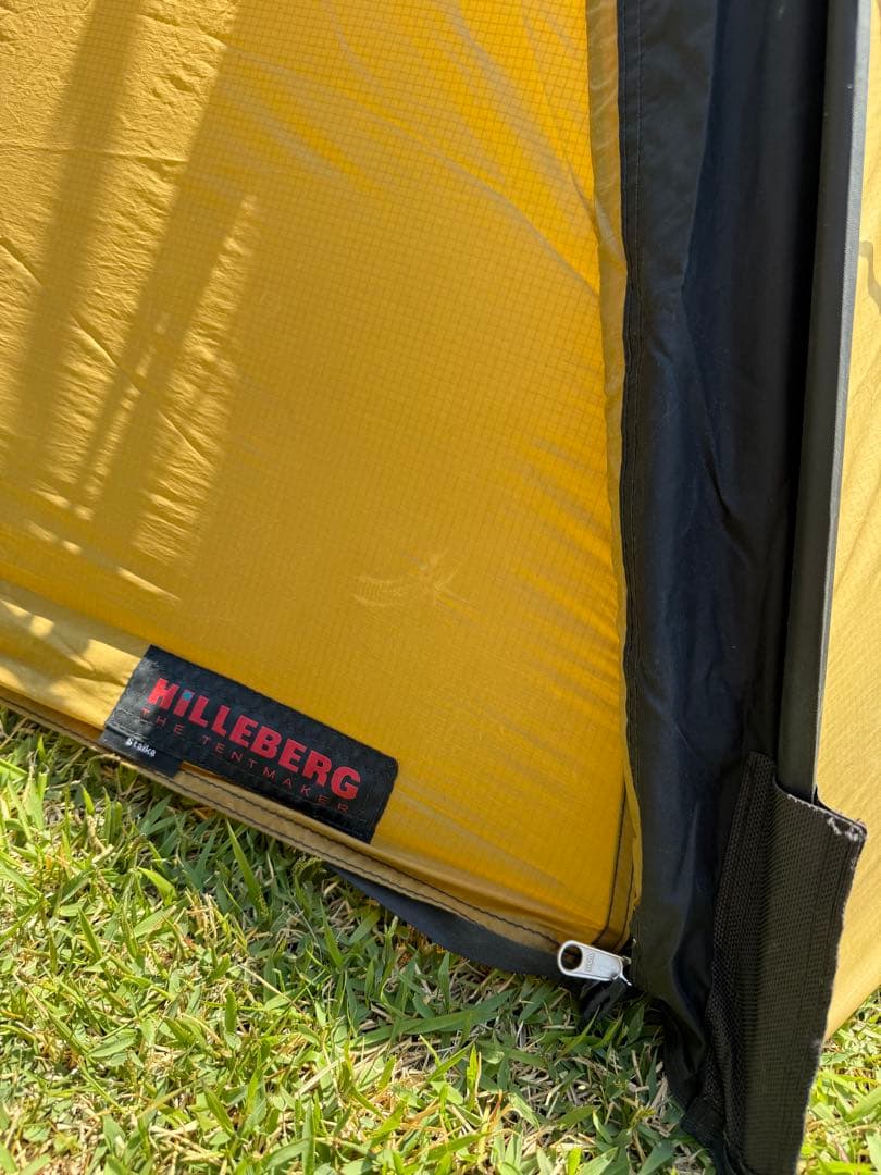 希少 ヒルバーグ スタイカ 旧サンド フットプリント付