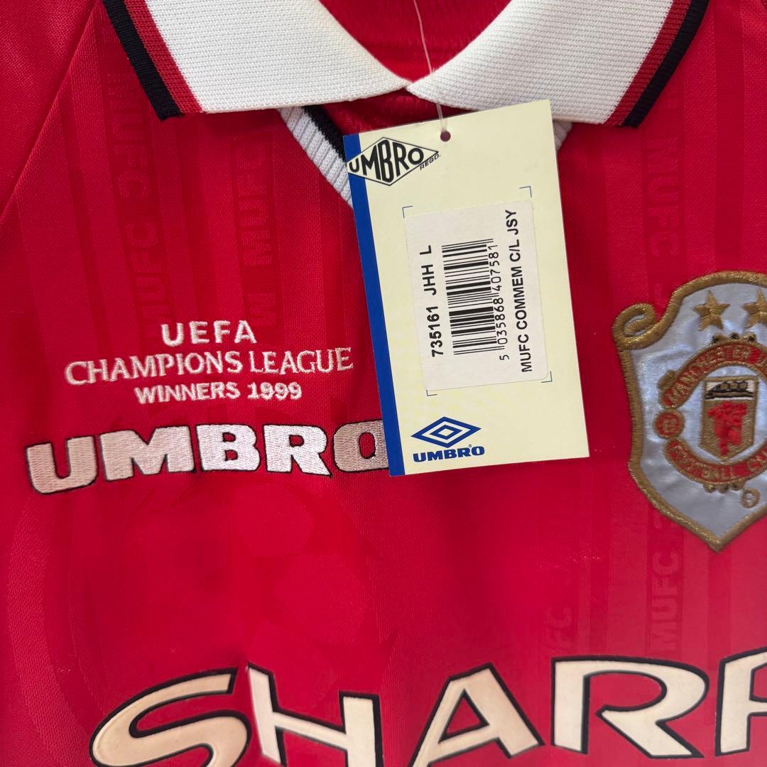 マンチェスター・ユナイテッド 1999-00トレブル記念 新品タグ付き