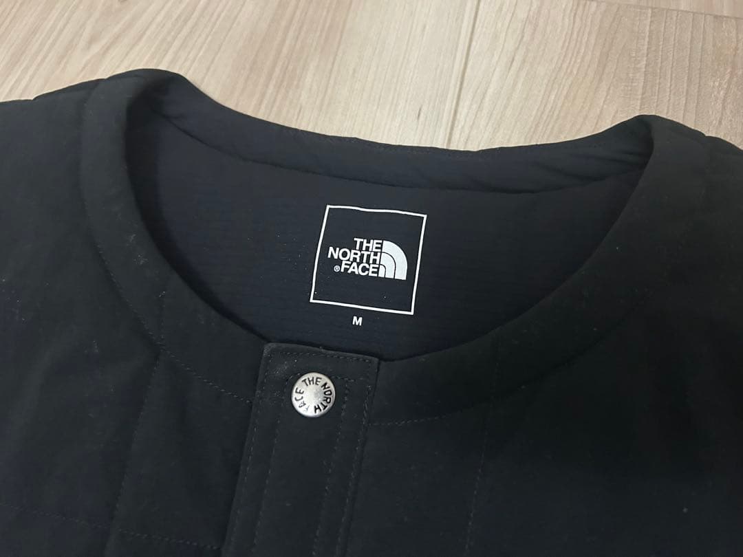 ノースフェイス　メドウウォームベスト　ブラックＭ