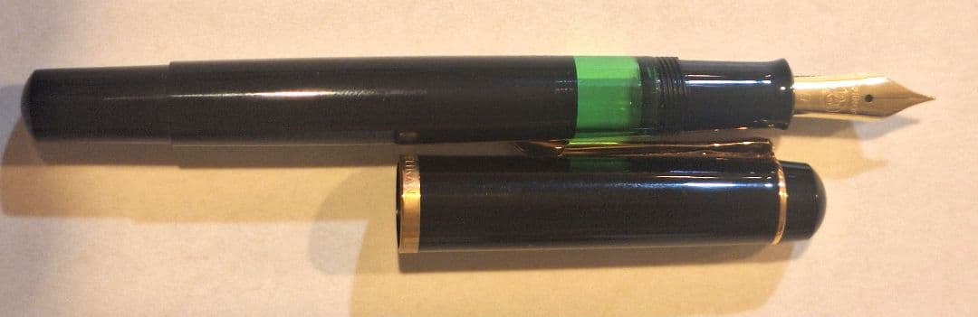 たまごやき【Pelikan】ペリカン万年筆（GV400）