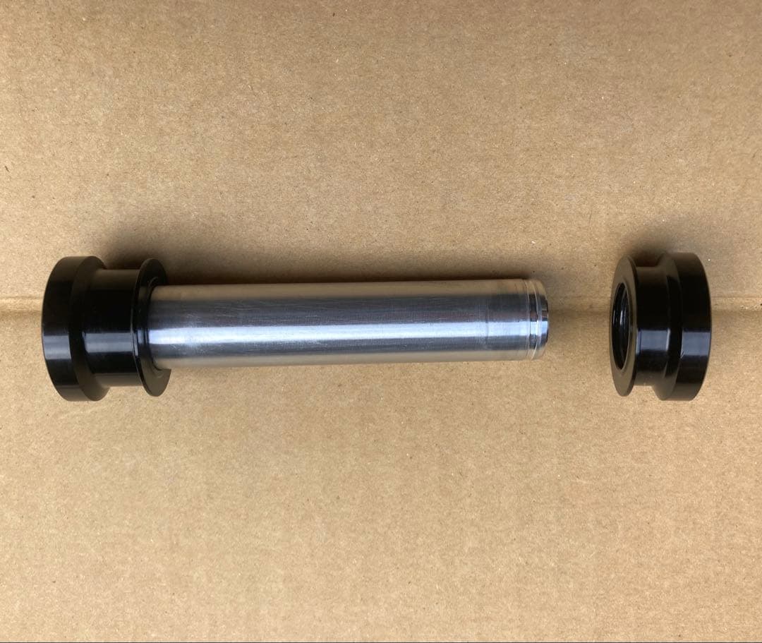 美品!!29 ブースト 15×110 12×148 /スペシャライズド