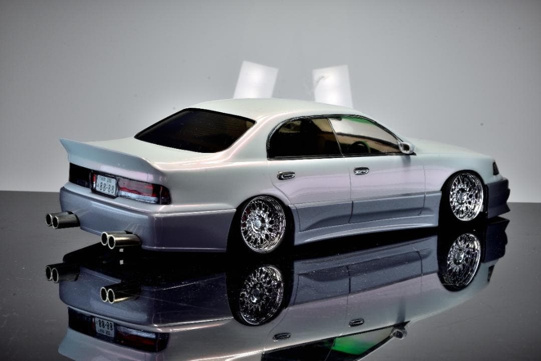 【アオシマ 1/24・完成プラモデル】マジェスタ K-BREAK UZS141