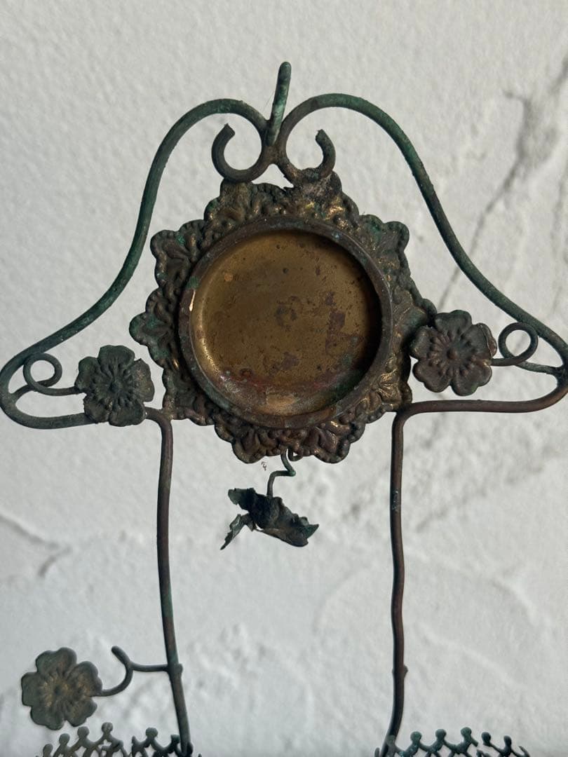 フランスアンティーク オブジェ　ガラスとワイヤーワークのキャンドルホルダー