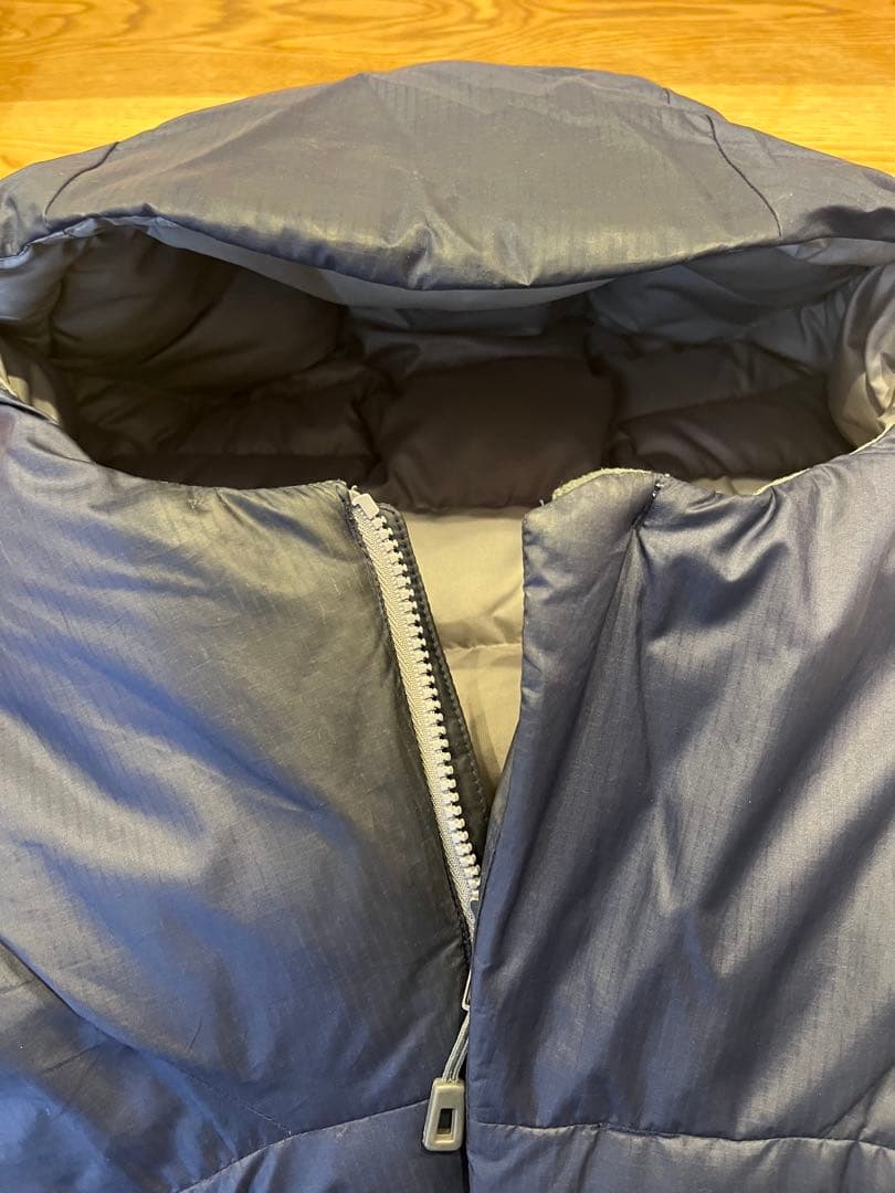 パタゴニア　ハイロフトダウンフーディー　patagonia ネイビー