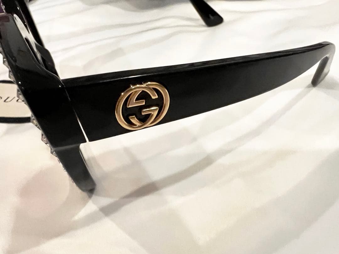 激レア！GUCCI ビジュー付きサングラス