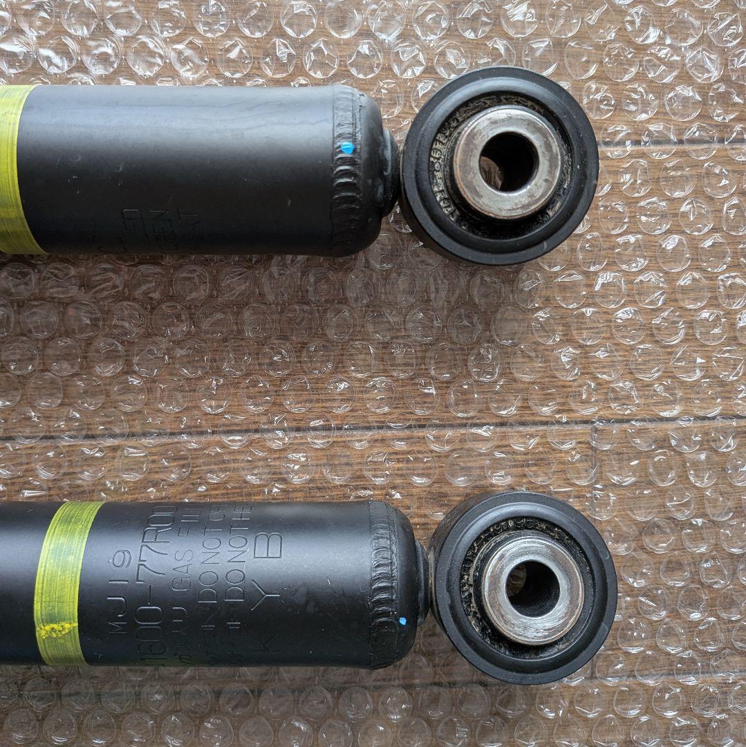【新車外し】ジムニー JB64 純正 サスペンションキット　室内保管