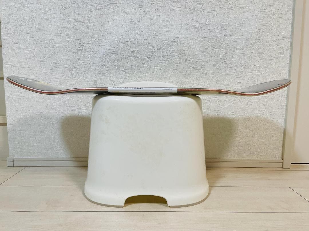 三色団子ページ　グリズリーデッキテープ貼り付け発送