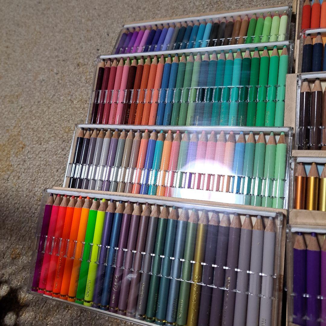 FELISSIMO　フェリシモ　色鉛筆　５００本 カラーミュージアム　宝物　沢山
