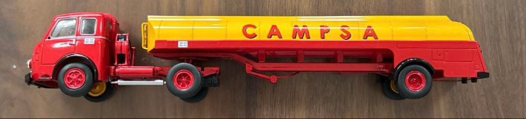 【レア】外国製：ミニカー 4台セット